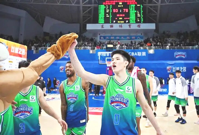 浙江广厦迎战天津冲击五连胜 深圳男篮主场迎战