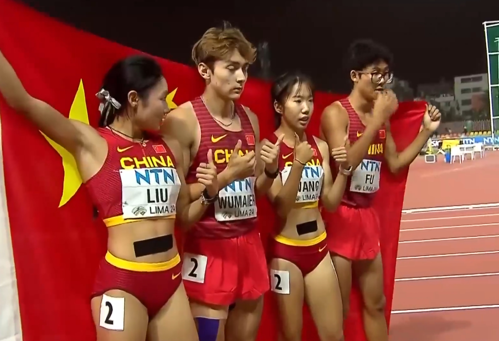 青春闪耀利马世青赛 中国混合接力队刷新纪录摘